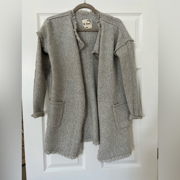 Grey cardigan sweater with fringe small - Picture 1 of 8